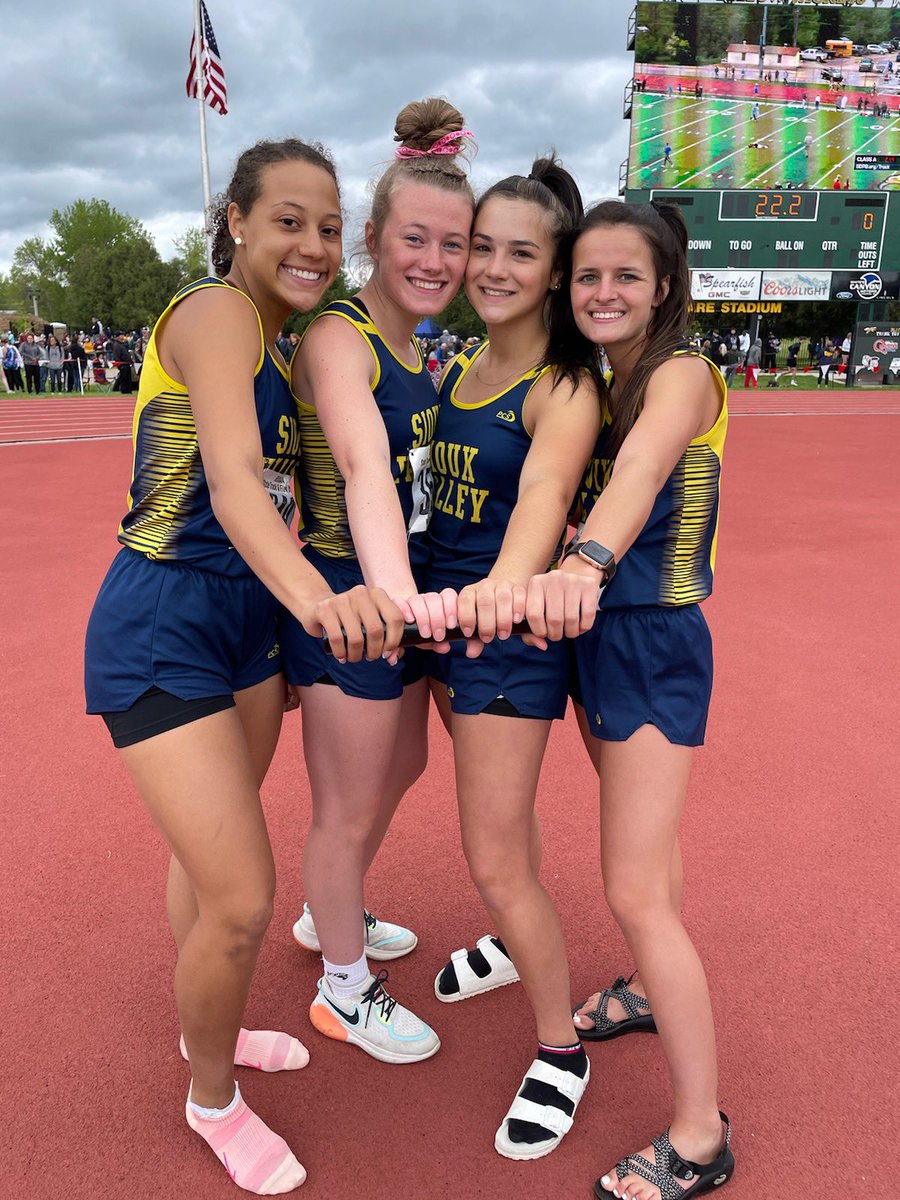FieldSioux's tweet photo. Congrats to this crew, school record in 4x100!!! Old record was set in 1977 https://t.co/Fzf84VNFTC