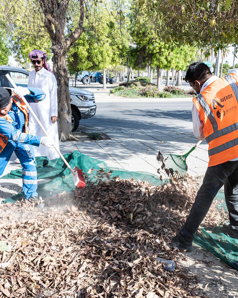 jubail_VC's tweet photo. #عدسة_التطوع 😍 | 📸
شكراً لمتطوعينا وفريق وهج التطوعي 😍🧡❤️ @wch_jubail
ماشاءالله الإبداع صورة التطوع في قلوب المتطوعين 👏👏👏
#الشرقية_نظيفة #إجازة_نظيفة #بتطوعي_تفتخر_الجبيل 🧡❤️
📸 | محمد البعداني @MO3398
📸 | نهلة الدليجان https://t.co/JgnMaLYI2X