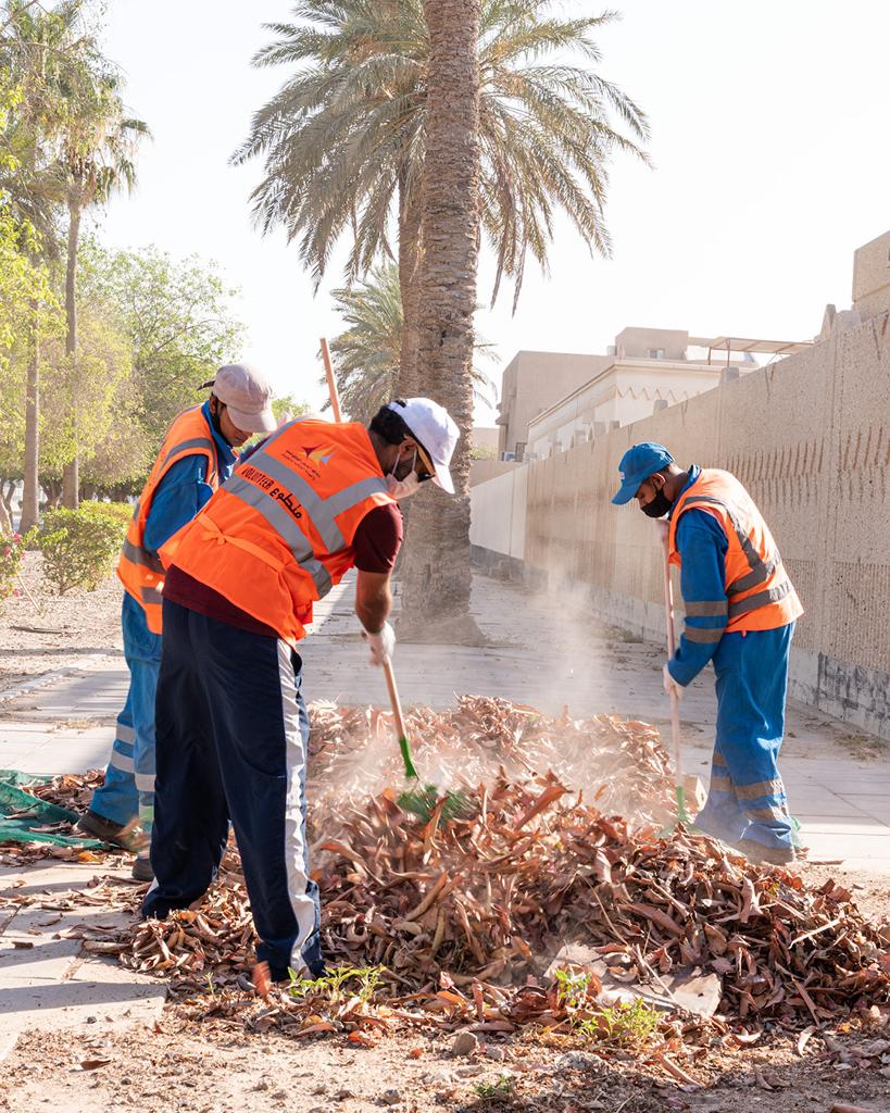 jubail_VC's tweet photo. #عدسة_التطوع 😍 | 📸

ثقتنا بكل متطوع تضفي لنا تعزيز شخصية #العمل_التطوعي بالفخر والإنجاز👏

#الشرقية_نظيفة #إجازة_نظيفة #بتطوعي_تفتخر_الجبيل 🧡❤️
📸 | محمد البعداني @MO3398
📸 | نهلة الدليجان https://t.co/9ozjjRCKRD