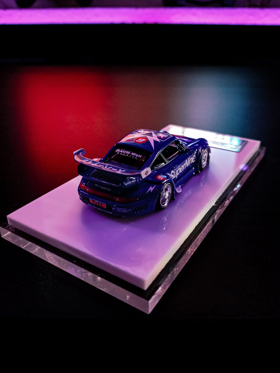 LV_LALO702's tweet photo. I'm too obsessed with this Detailed RWB.
.
#RWB #SuperNine #scalemodel https://t.co/glghirmZdL
