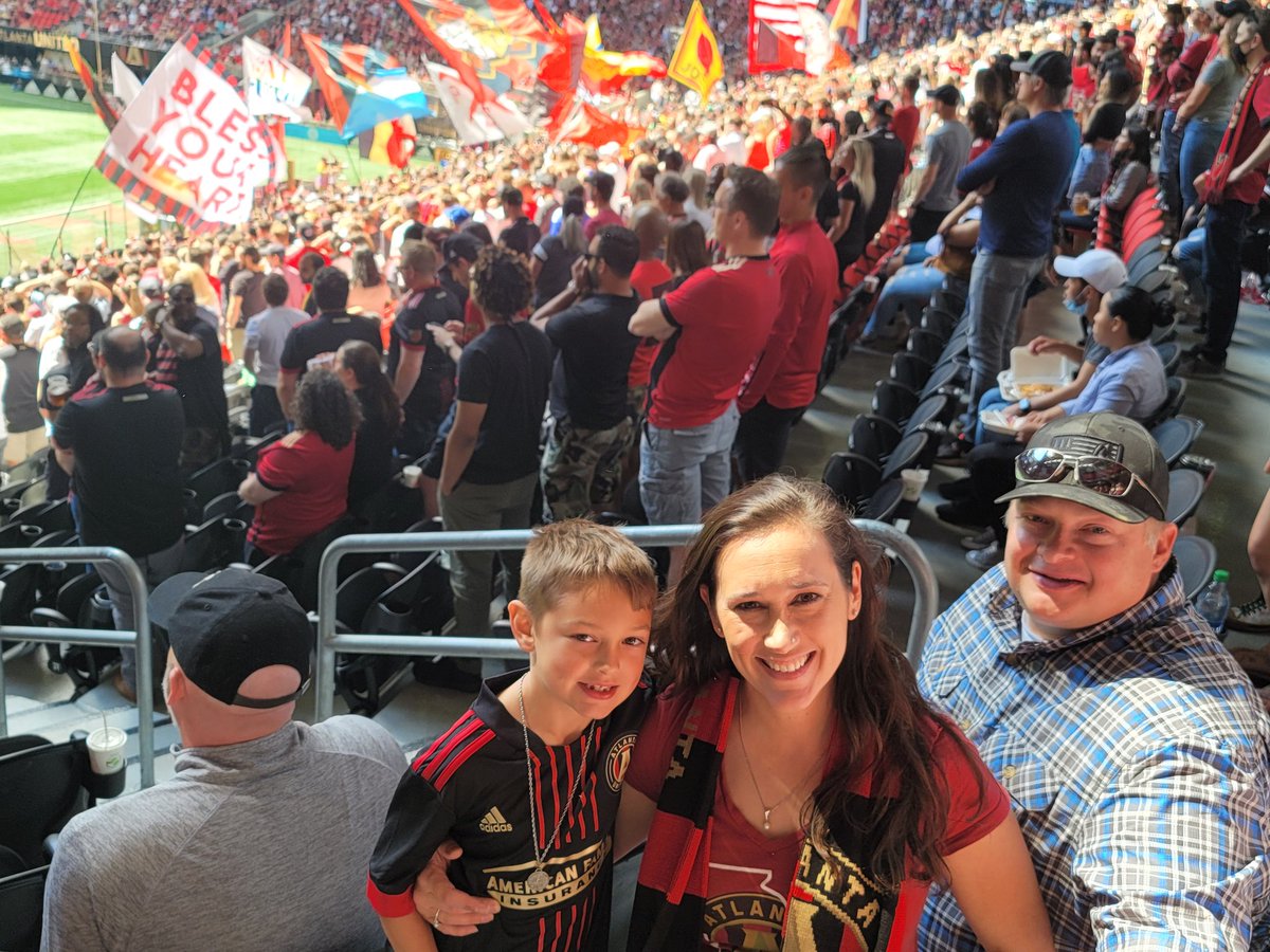 JenBBehnke's tweet photo. #UniteAndConquer #atlund #atlantaunited We are enjoying an awesome soccer game! https://t.co/lzGIofyGfM