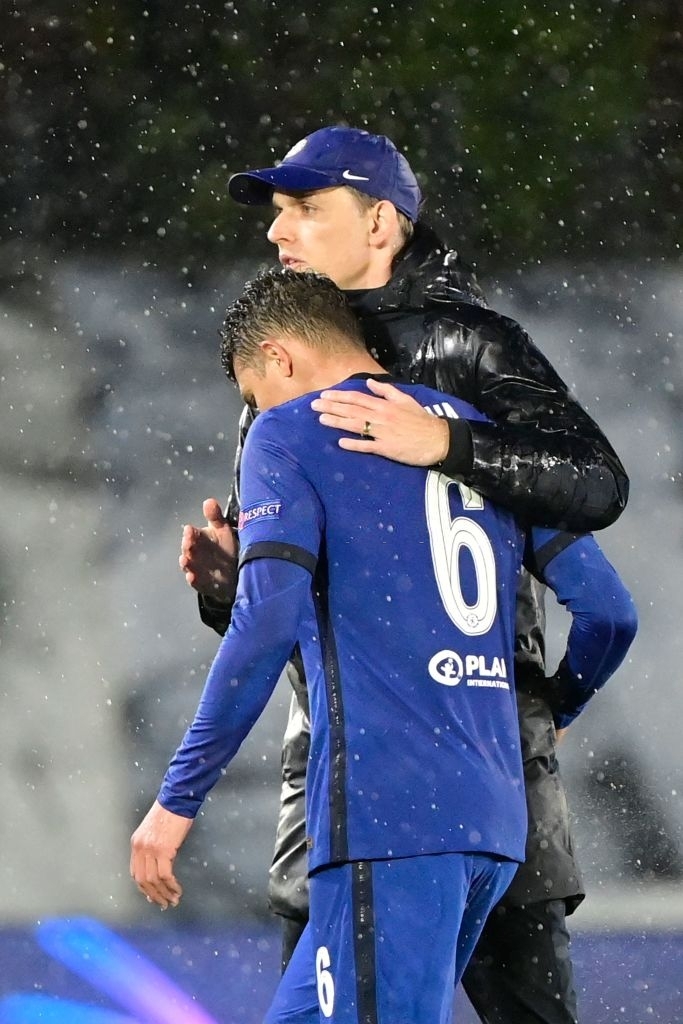 Que volta por cima LINDA de Thiago Silva e Thomas Tuchel.