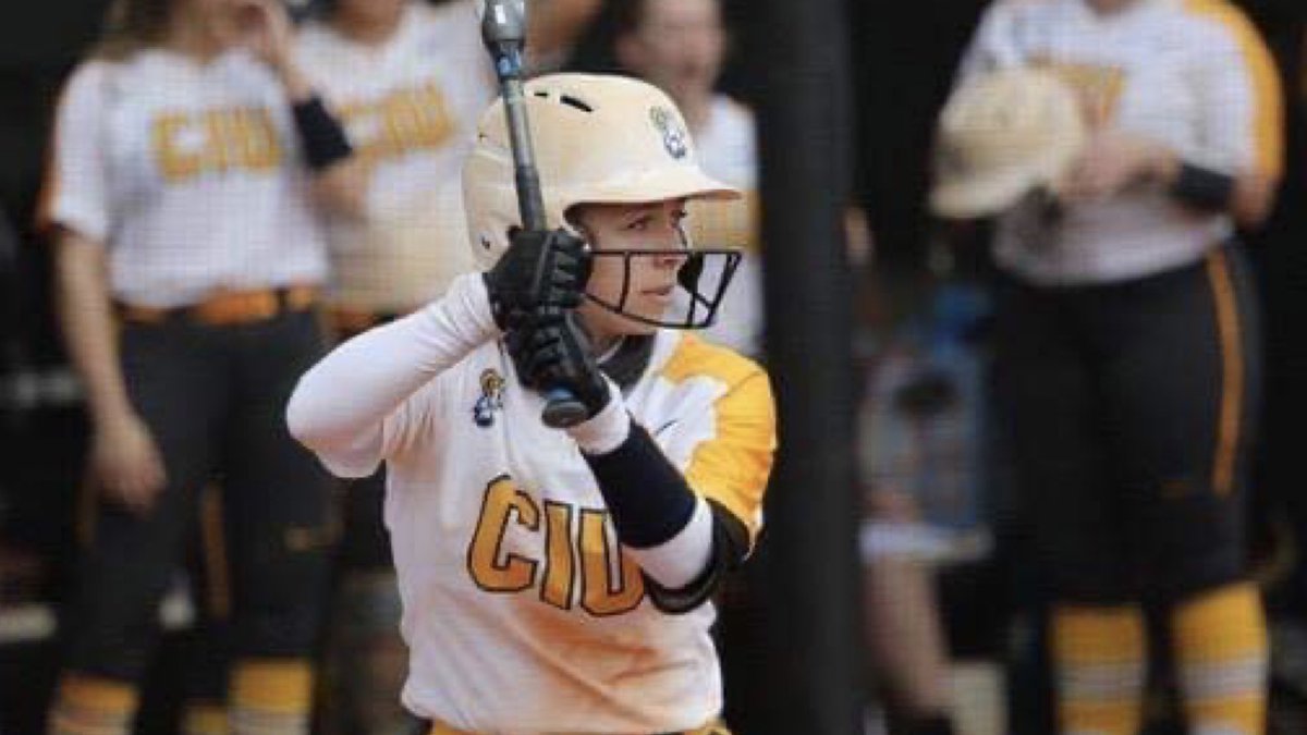 birddogscout's tweet photo. Congratulations @robyn_andrews42 on being the First CIU softball 🥎 player to be named #NFCA 1st Team All Region!Way to go #42 !!
#softball
#nfca
#allregion
#catcher
#studentahelete
#hitter
#leader
#workethic
#grind
#scsoftball
#militaryfamily
#birddogscoutfamily https://t.co/xzfvWl8MNW