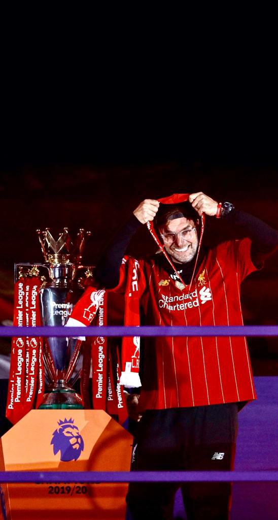CardenJordan's tweet photo. Best manager in the world 👑 https://t.co/vkz7YC7814