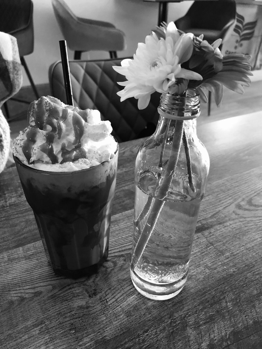 cafebeech tweet picture
