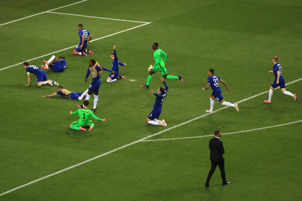Chelsea_FL's tweet photo. Celebration chaos 💙🙌 https://t.co/4xUimtTX7g