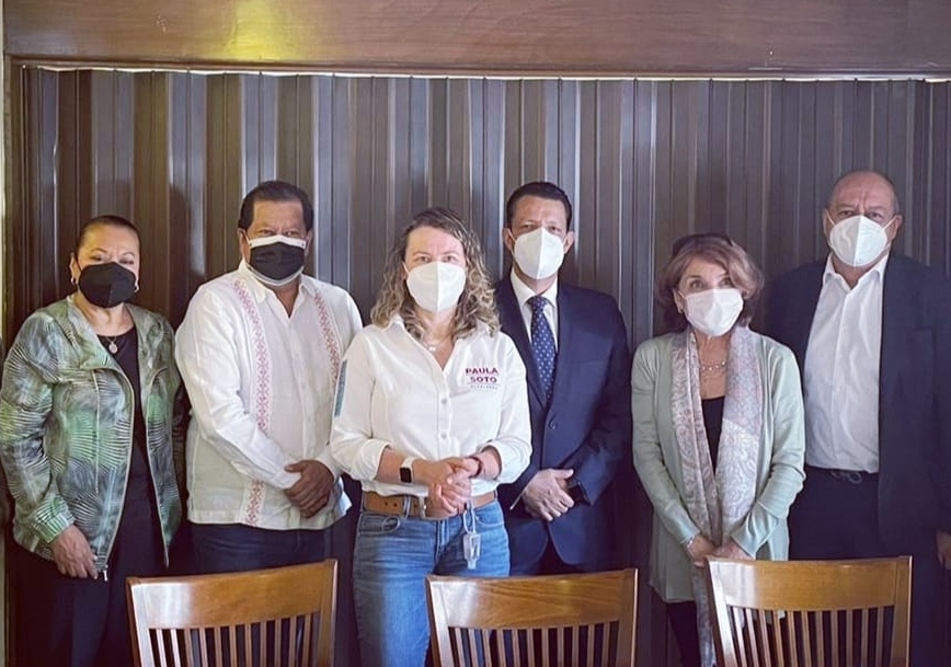 Reconocimiento a <a href="/PaulaSoto/">Paula Soto</a> candidata a la alcaldía de #BenitoJuárez.
Trabajadores de la educación de #FuerzaTurquesa CDMX coincidimos con sus proyectos a favor de educación, mujeres y bienestar ciudadano.
#ConMásFuerza #Hagámoslo
#6DeJunio