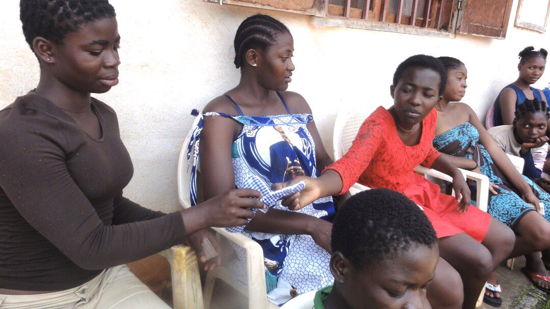 yeshealth1's tweet photo. Periods are a natural phenomenon, a divine power for the young girl to express herself and to contribute to the social development of the community. #BreakTaboos becomes a crucial necessity for his well-being and his health. #Encourage them to value self-esteem. #LeaveNoOneBehind https://t.co/kELvms5DY0