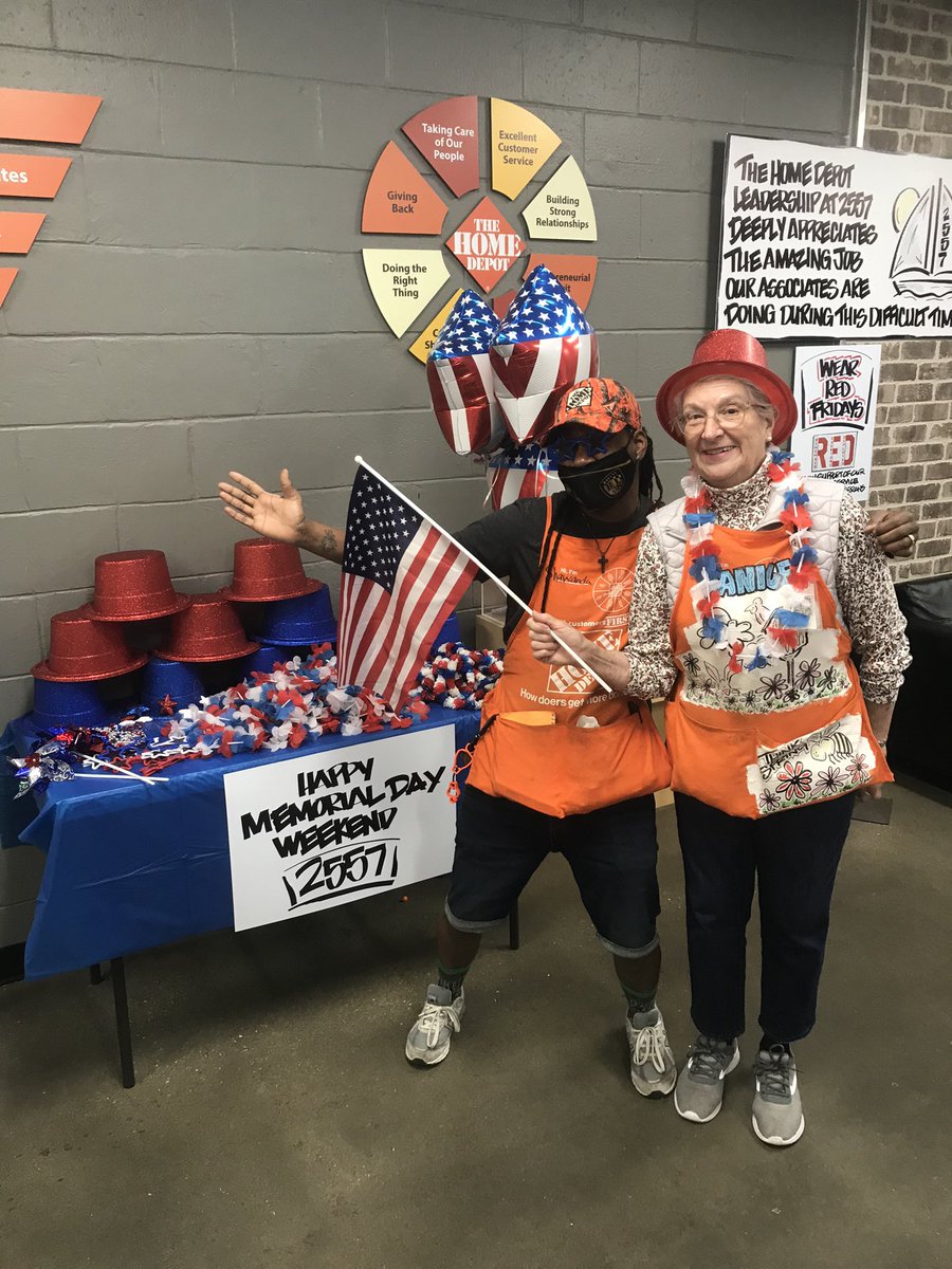 Thanking the team in 2557 on this Memorial Day weekend🇺🇸 to be continued...<a href="/NicksTeam2557/">Nick Spyridakos Jr</a> <a href="/SusanaMasm2557/">Susana Deonauth</a> <a href="/mtflana/">Mark Flanagan</a> <a href="/AndrewOlumoyaHD/">Andrew Olumoya Jr.</a> <a href="/JasonCGerman1/">Jason_C_German</a> <a href="/staceyjsharp1/">Stacey J Sharp-Brown</a> <a href="/BrianConwayTHD/">Brian Conway</a>