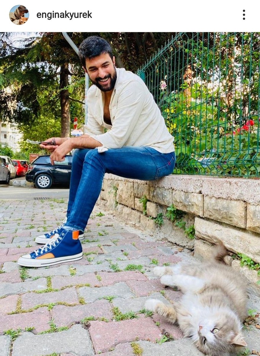 instagram.com/p/CPdAOS9nmn5/…

"We hang out with the fellows"