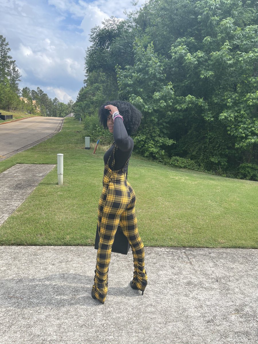 aprillapriill's tweet photo. i hope y’all like these. you Twitter mfs are hard to please 😂 https://t.co/54CTwgGZJG