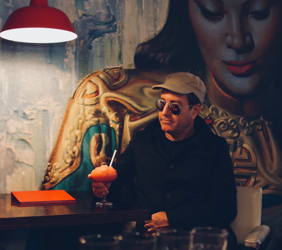 interview with <a href="/learning2dive/">learningtodive</a> 

I spoke with New Zealand based artist LearningToDive and we put the world to right! 

More: bit.ly/3vAIsxV