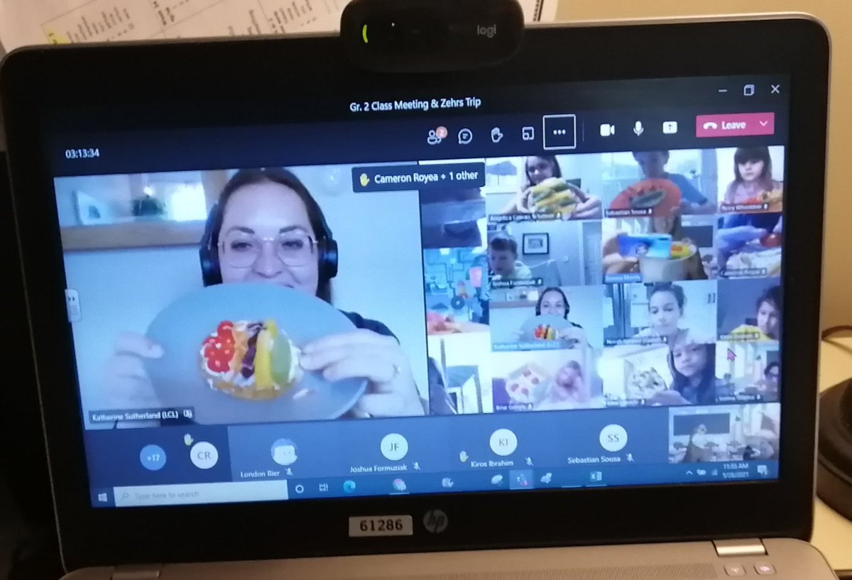 MrsDMMorris's tweet photo. Our Zehrs "Healthy Food in Our Aisles" trip went virtual this year. Along with a fun rainbow pizza food demo! @thestingersbuzz Thanks  dietitian Katherine Sutherland 🍅🥦 https://t.co/gvUvMo5OFz
