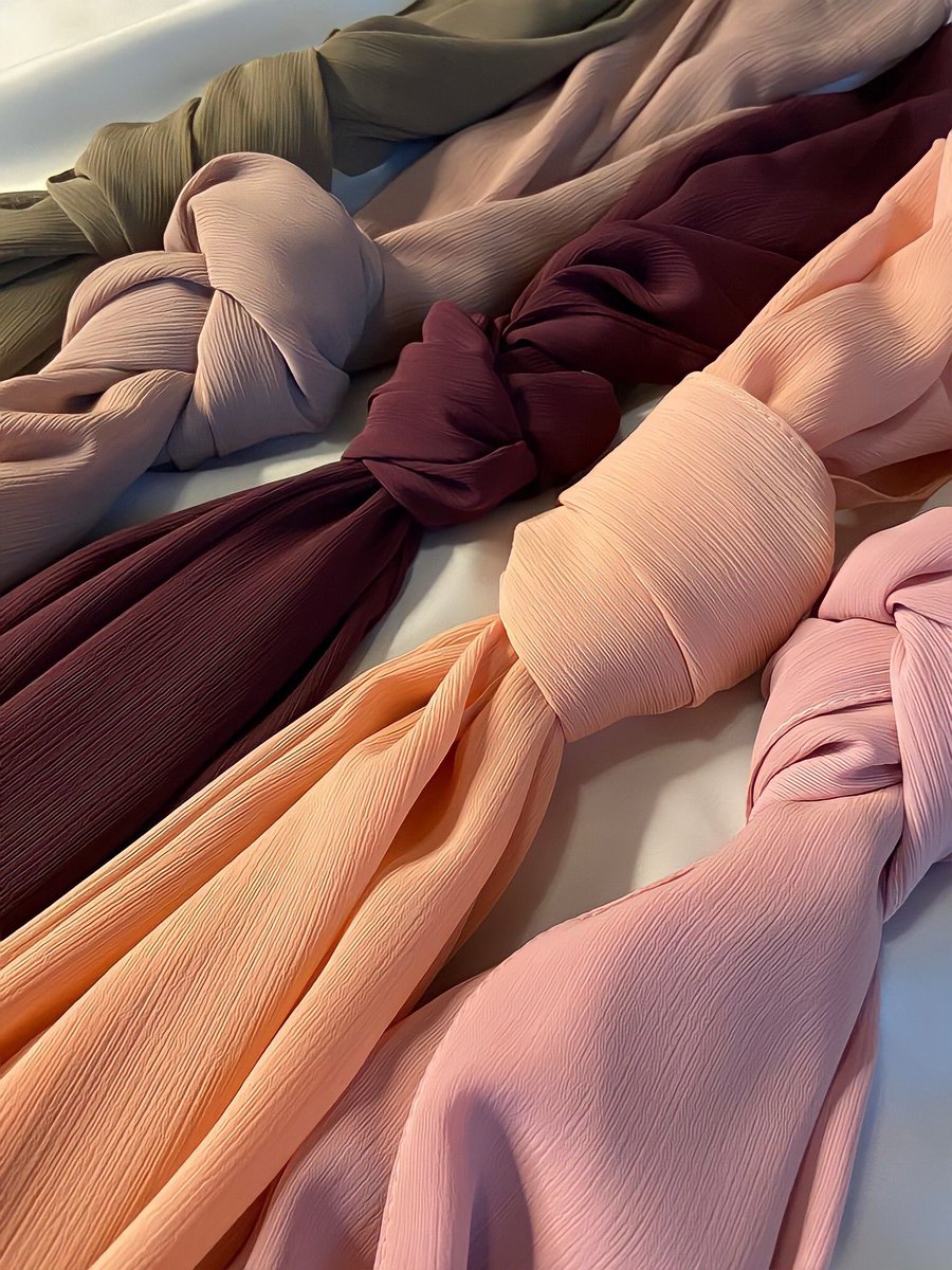 doha_us's tweet photo. 🚨 FLASH SALE 🚨 All regular Crepe Chiffon Hijabs are now only $4.99! Limited stock, grab yours today before they’re sold out! https://t.co/6UNig0aMtB