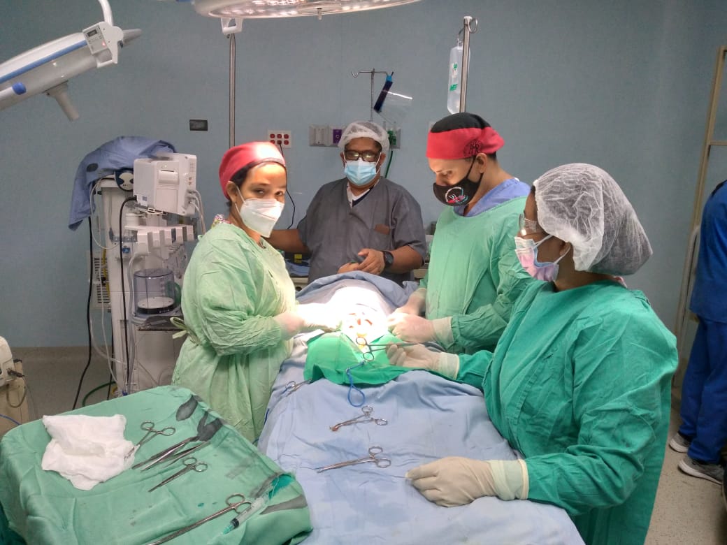 #NicaraguaTriunfaPazYUnidad
#VamosCambiandoNicaragua #MINSAMasaya
Hospital Humberto Alvarado Masaya 🏥 de la Mano con el Movimiento Médico Sandinista y Fetsalud Masaya Realiza Brigada médica Quirúrgica de Cirugías Pediatricas y Cirugía General...