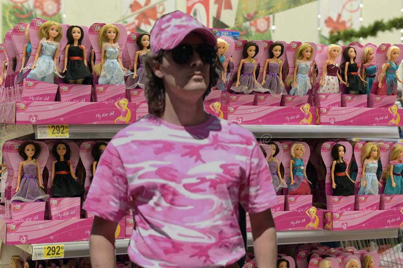 tachy_'s tweet photo. #pinkrambo im Barbieland https://t.co/paSktbCVCg