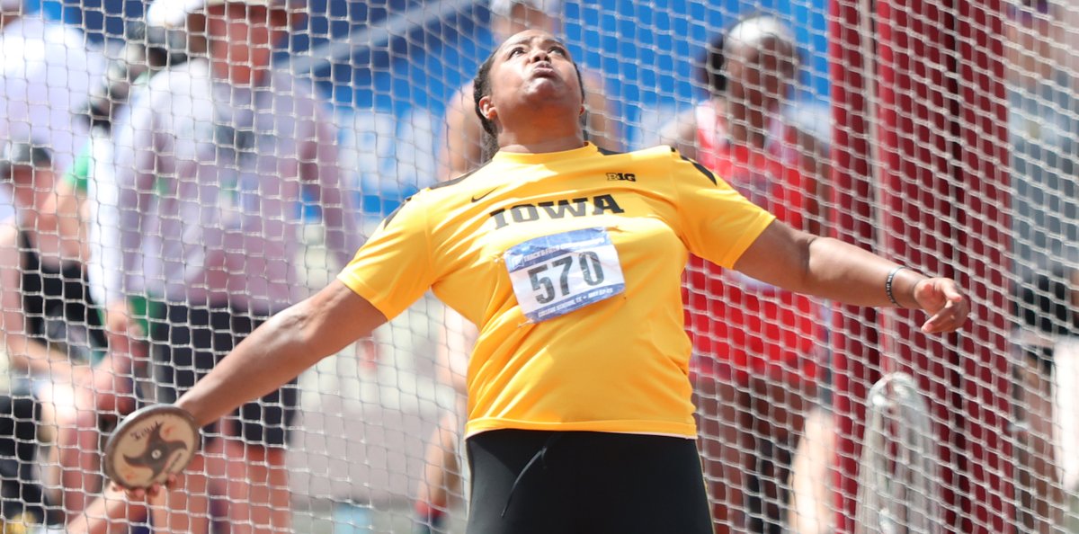 IowaXC_TF's tweet photo. NCAA West Regionals | women's discus throw

🥈Laulauga Tausaga / 63.28 meters
🥉Serena Brown / 59.81 meters 
36. Kat Moody / 47.76 meters

Tausaga and Brown punch their tickets to Eugene!

#NCAATF #Hawkeyes https://t.co/fpYzvTf0rk