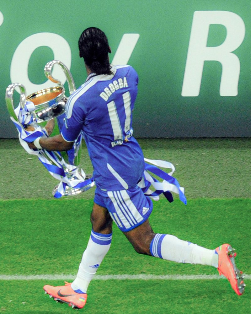 ESPNFC's tweet image. Chelsea legends 💙