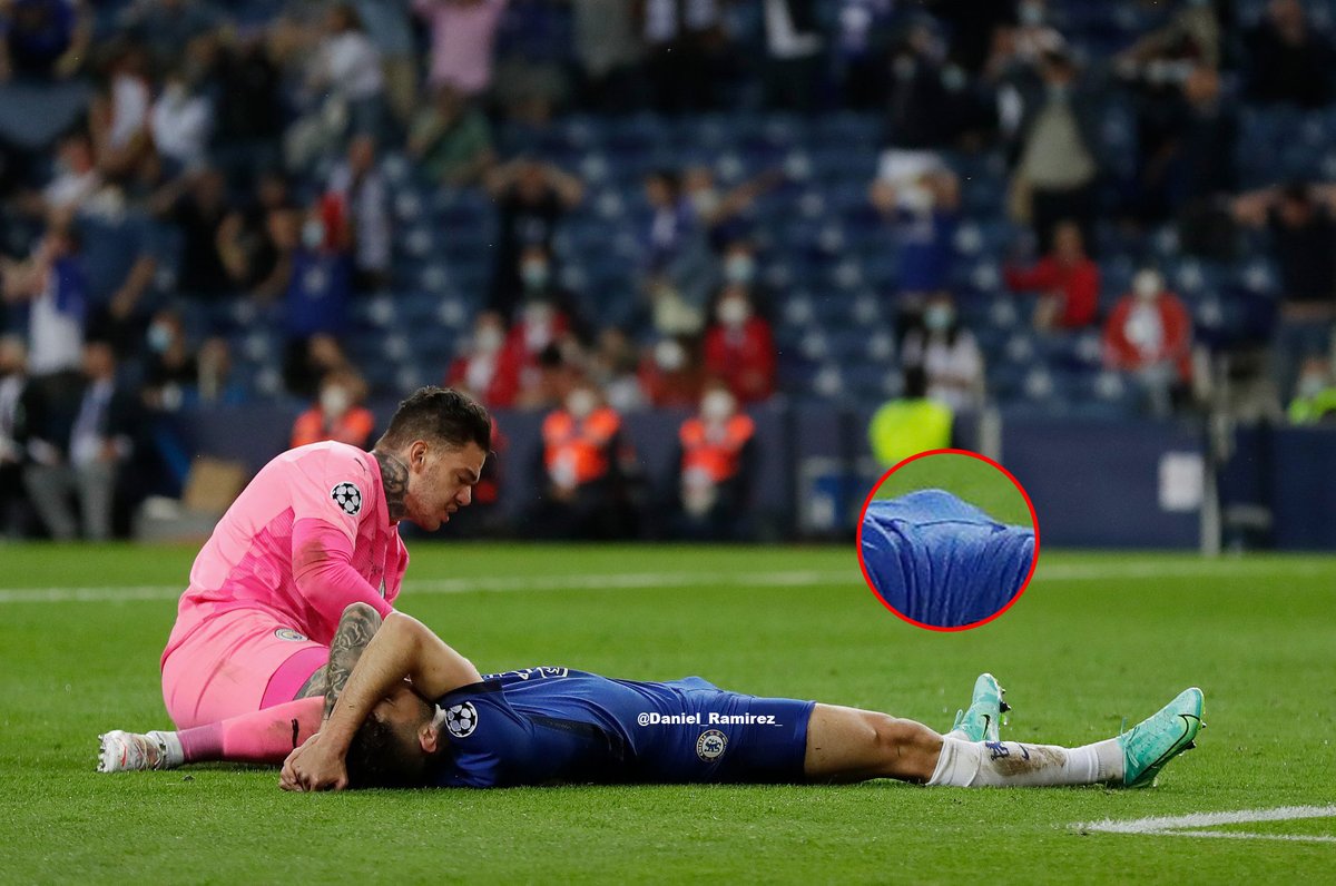 Más #bulto de la final #ChampionsLeague jugador de #Chelsea rico no!