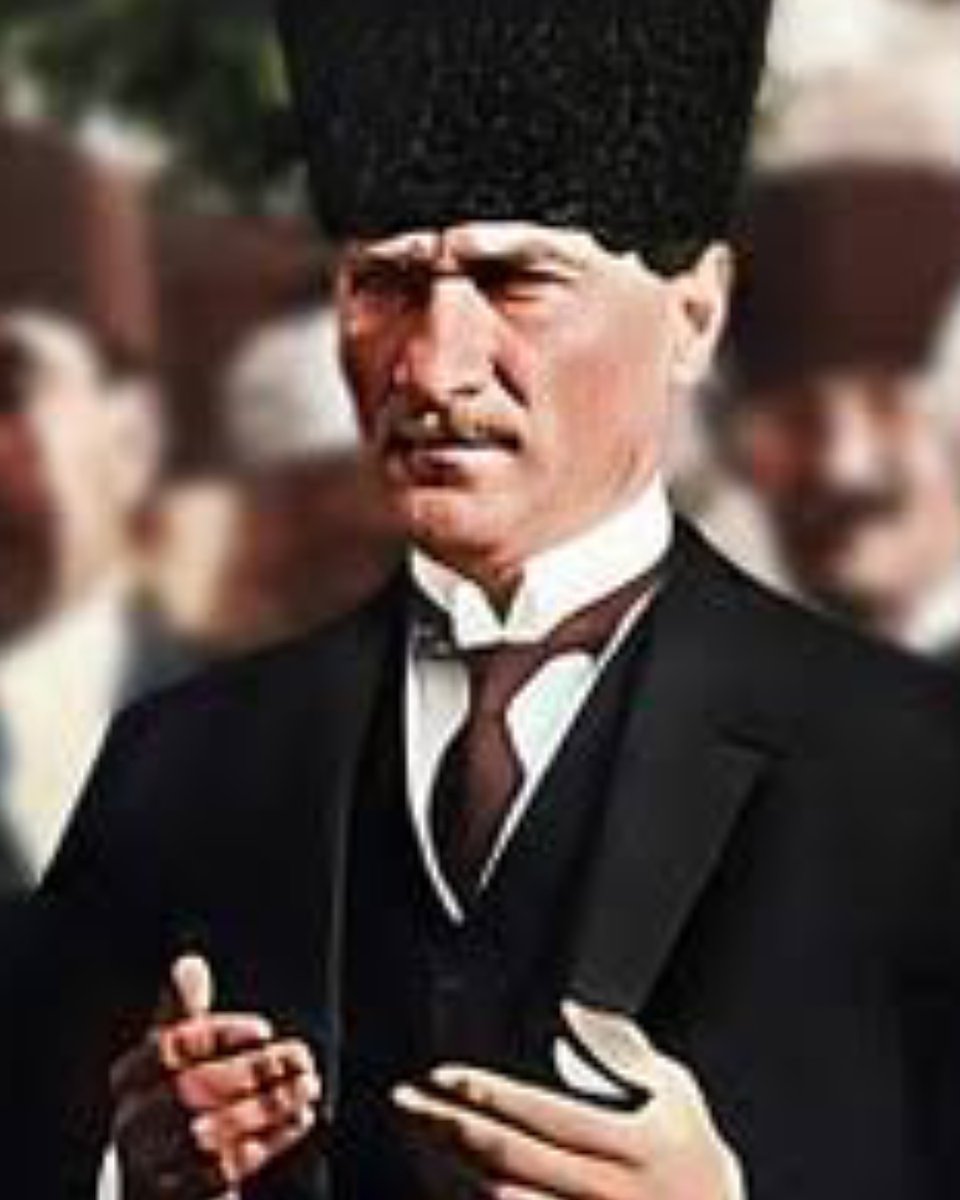 Siz bizim.ne için el açtığımızı bilmezsiniz 
Buna ne imanınız,  ne yüreğiniz, ne de edebiniz yeter ..