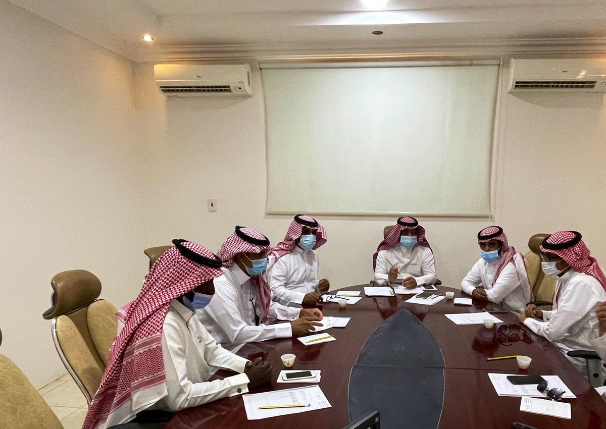 #قصيباء_المجلس_البلدي في يوم الخميس الموافق ١٤٤٢/١٠/١٥ الساعة العاشرة صباحاً قام بالاجتماع رقم ( ٧١ ) في مقر المجلس وتم الاطلاع على التعاميم الواردة ،  والاطلاع على اقتراحات بعضاً من المواطنين والتجاوب والتفاعل معها ورفع التوصيات للبلديه.