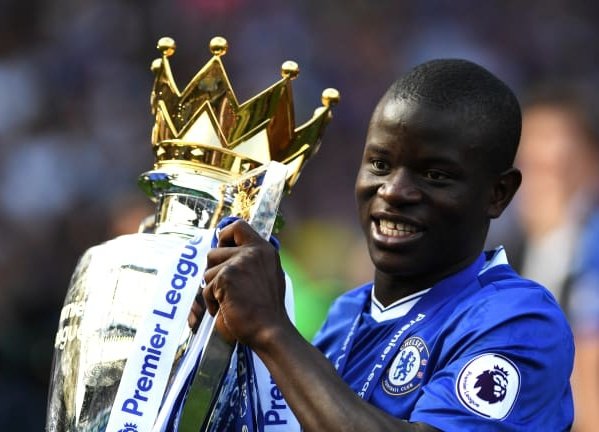 sofihane_'s tweet photo. NGOLO KANTE 💙🇫🇷 https://t.co/veXkzSdPUm