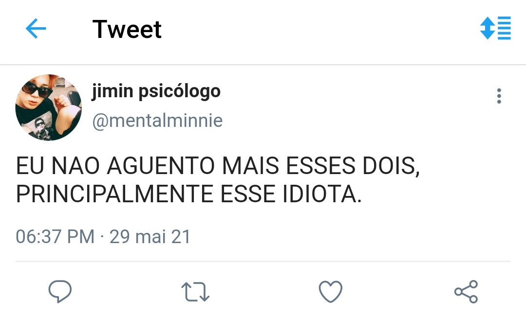 ggukliiety's tweet photo. jikook comedy au
onde jungkook tem uma ex que deu uma de good for you e sempre persegue ele
ou onde jimin é um psicólogo de casais e não aguentava mais lidar com os dois idiotas que estavam brigando na sua frente, então beijou o homem para fazê-lo calar a boca. https://t.co/AVcLjRjo0B