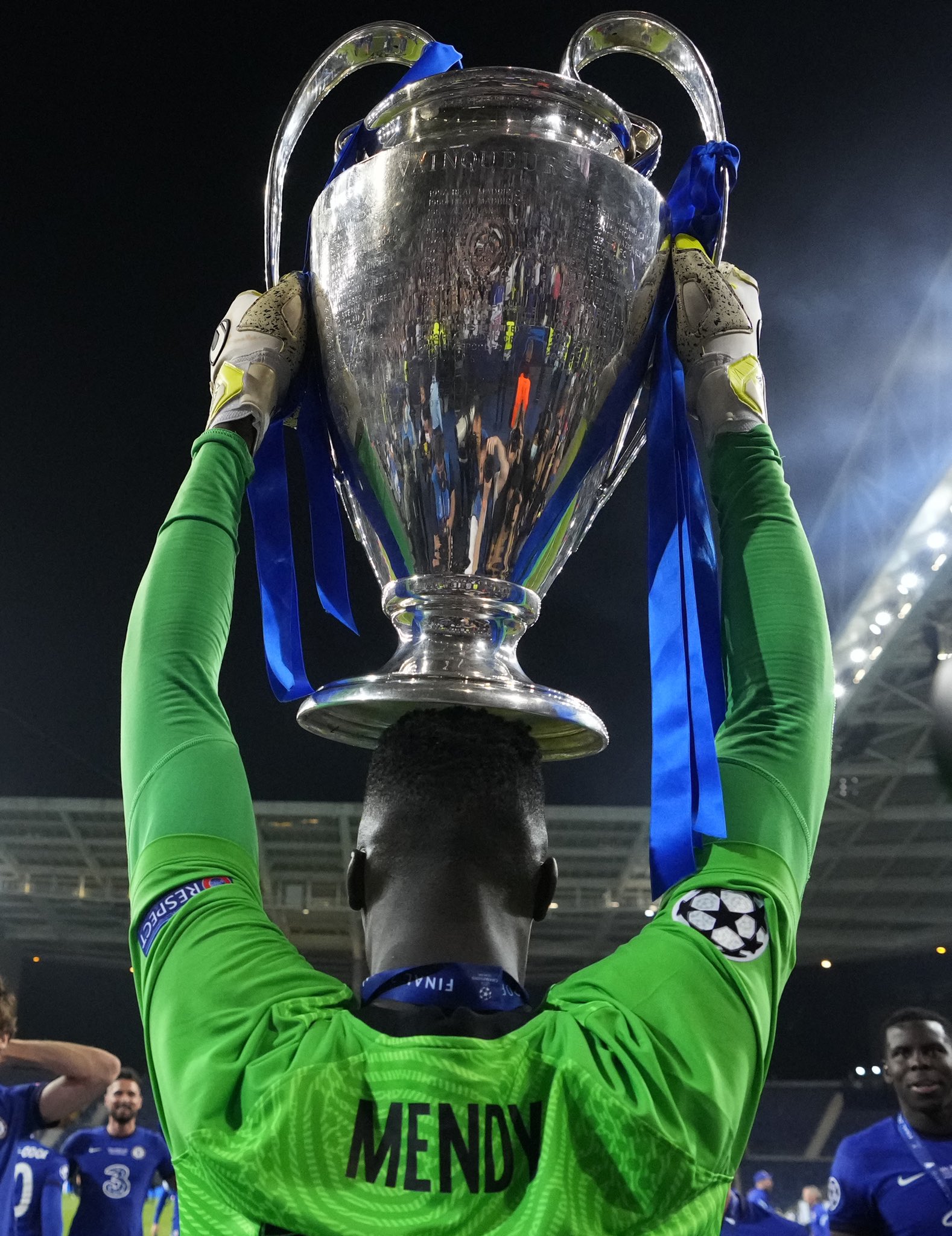 E2lnWWJWEAMmBHp?format=jpg&name=large