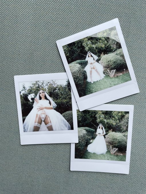 i saw @jazminluvxxx being gorgeous today on set https://t.co/o3Ih117f2p<a class="tags" href="/tag/jazminluvxxx">@jazminluvxxx</a>