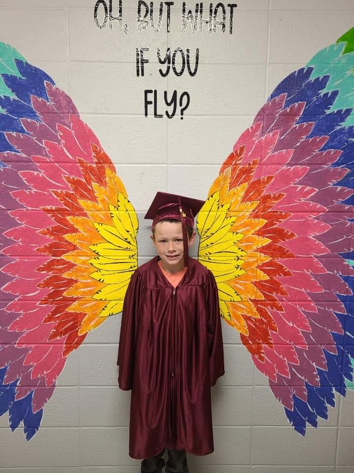 duhdomm's tweet photo. Guess who passed the first  grade https://t.co/BYzAyRGRng