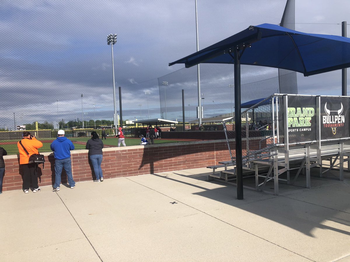 Stark Raiders tweet media