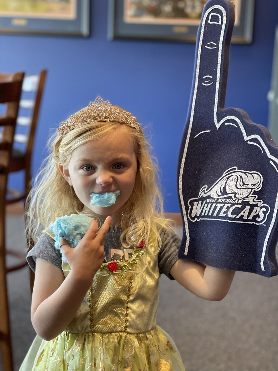 eards's tweet photo. @wmwhitecaps #TweetYourPrincess #CapsPrincessNight Section 309 Row 1 Seats 1-12 https://t.co/VDJchxjzPu