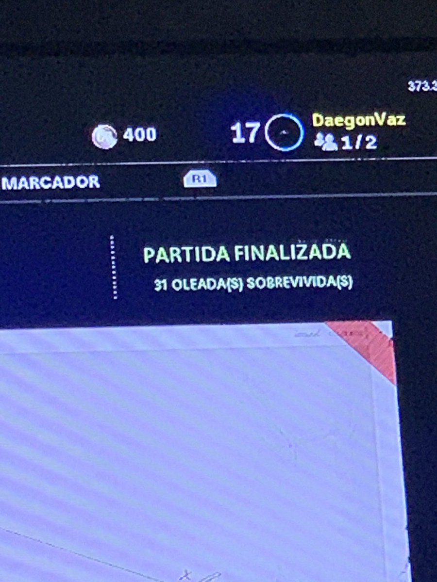 Danielavglz's tweet photo. Nunca había aguantado 31 oleadas 😭😭😭😭😭 Im so proud of me #codcoldwarzombies https://t.co/3kTPaicRVU