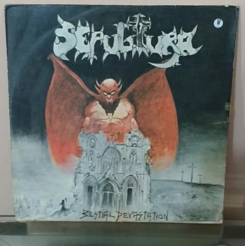 RogerioRocker's tweet photo. Há 3 anos
#sepultura #bestialdevastation #overdose #seculoXX #vinil #cogumelorecords #discoécultura #vinyl #vinylcollection #vinylcollector #lps #discocollection #tocadiscos #gradiente #d35 #gs11 #metalnacional https://t.co/I9W50vpHWp