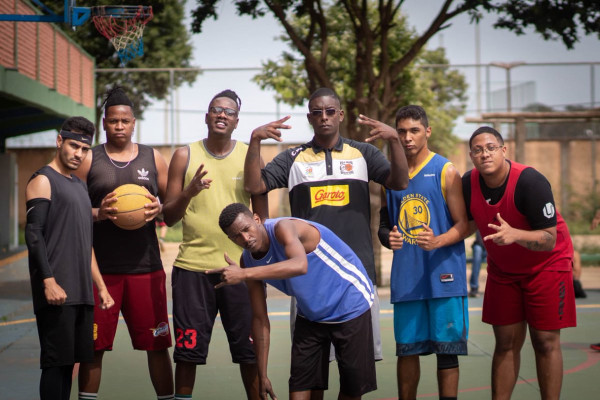 marcos_9211's tweet photo. Equipe full de basquete 🏀🔥 https://t.co/xI5WVP2row