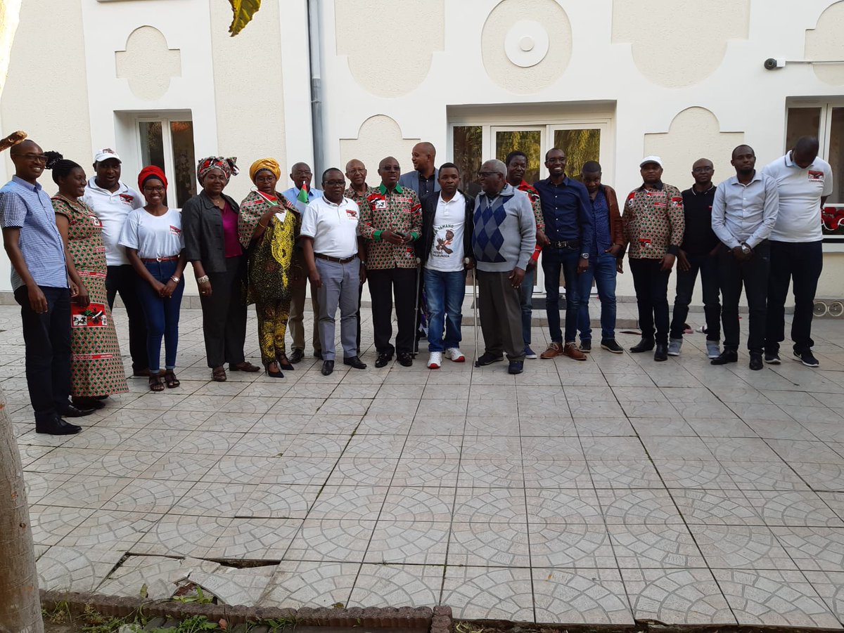 CnddFddFrance's tweet photo. Members of CNDD-FDD in #France have met today in an ordinary meeting.
They have discussed of differents issues such as how  to strengthen our section. Let's move followard. 👊👊 https://t.co/VIbNLaXpvT