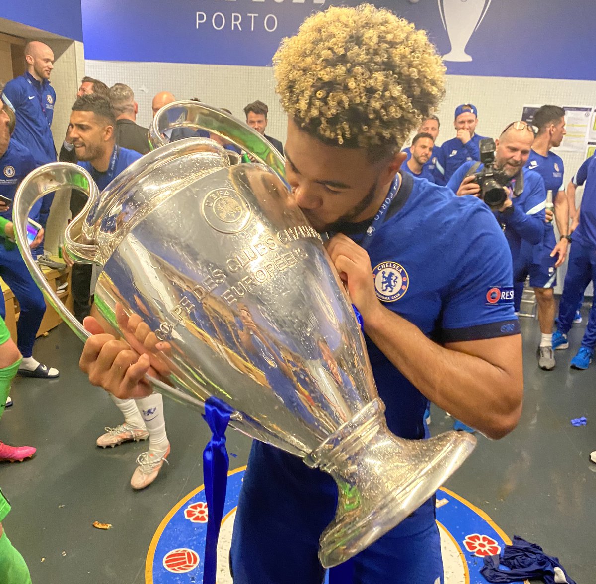 ReeceJames's tweet image. Dream big. Anything Is possible. CHAMPIONS OF EUROPE !! BLUES enjoy your night, I love you all💙🏆