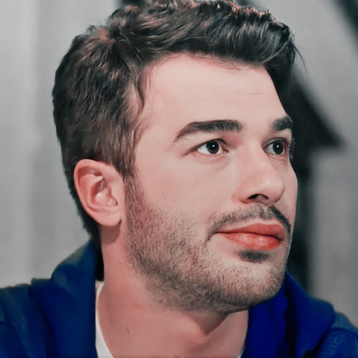 teamyusicim's tweet photo. Geceye mood bırakalım 🤪👇🏻
@yusicim https://t.co/ysTntpvPpu