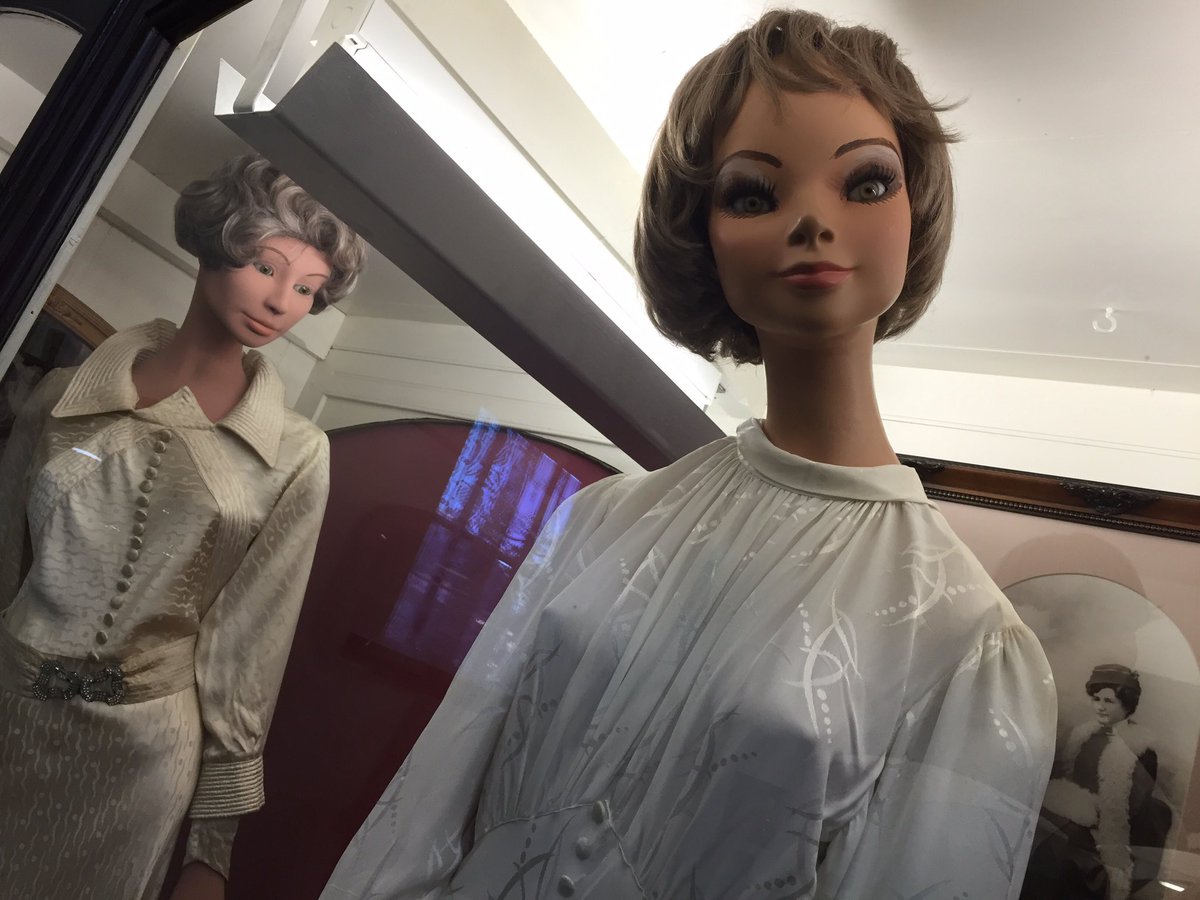 GrangeBeargirl's tweet photo. @magmidd You should see some of the #museummannequins in #communitymuseums #southaustralia 😱 https://t.co/1jwXt1Pdot