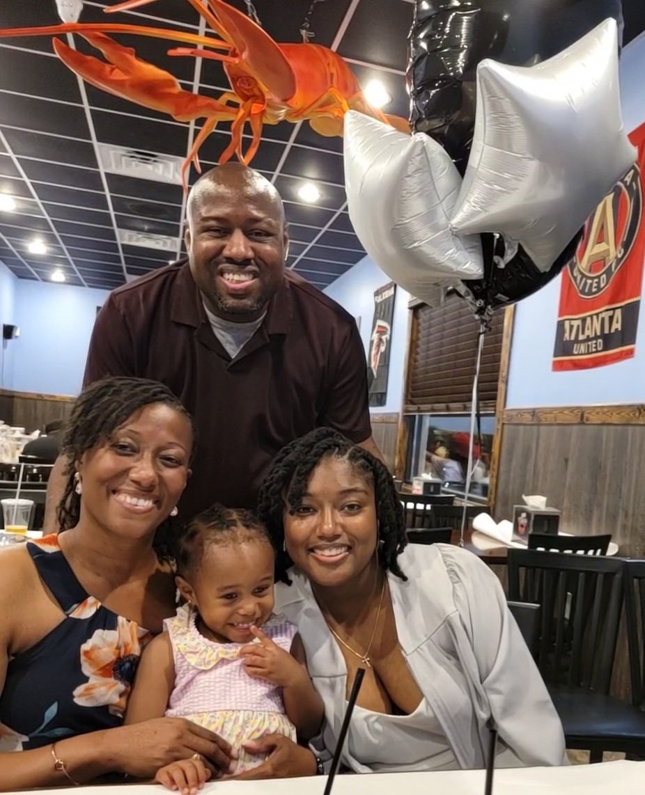 Wishing a congratulations to my HS graduate of 2021! Mommy, Daddy, and Joy loves you! <a href="/DGirl394/">bento_box</a>