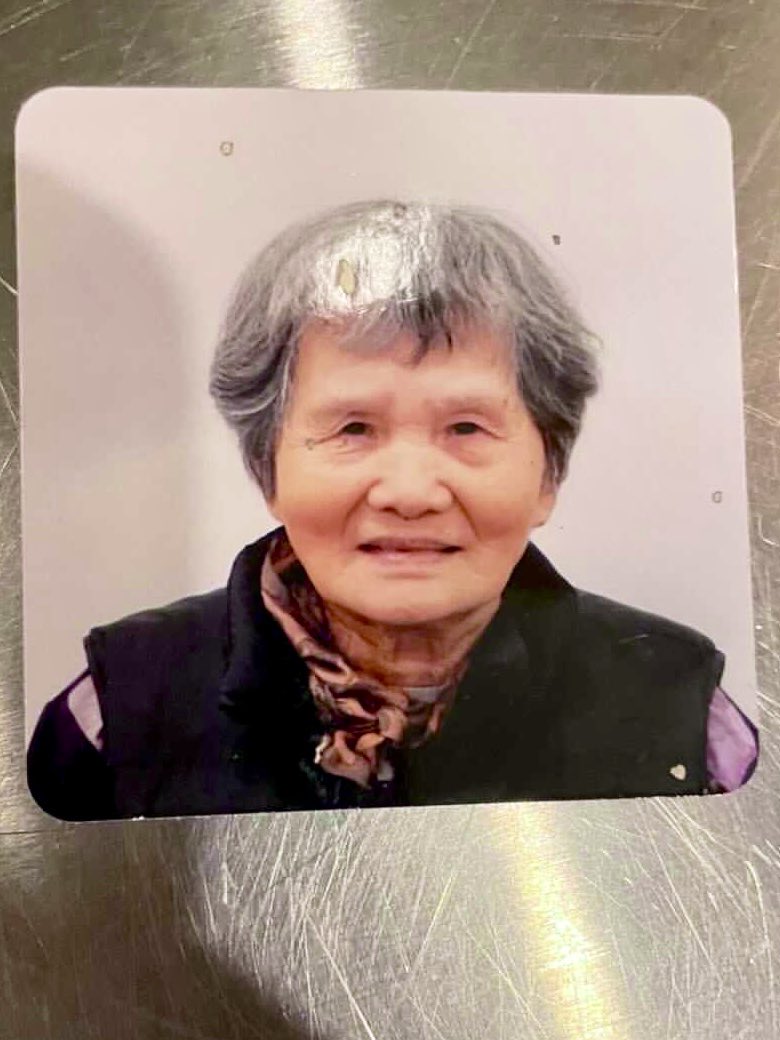 DionLimTV's tweet photo. This is 85-year old Kan. Her grandson Kin told me she didn’t come home f/her walk in the Richmond Fri afternoon 

“She doesn’t have dementia/mental disabilities so she should be able to navigate home” 

Kin says she’s 5ft &amp; wears a pink puffy jacket. 

#AAPI #AAPIHM https://t.co/aUs2mBt3wn