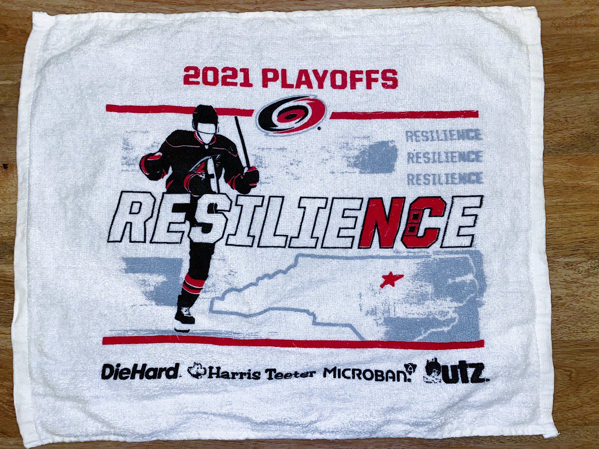 LivLaughCanes's tweet photo. GIVING AWAY ROUND 1 TOWEL!!!! Just follow and retweet to enter! Winner will be randomly chosen in 48 hours! https://t.co/C9EDwypt5D