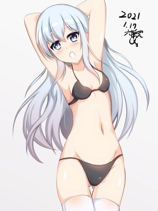 #艦これ #響 #水着 
司令官、泳ごうよっ!
あっ、響ちゃんのえち画像も投稿しました。詳しくは裏垢をご参照ください。 