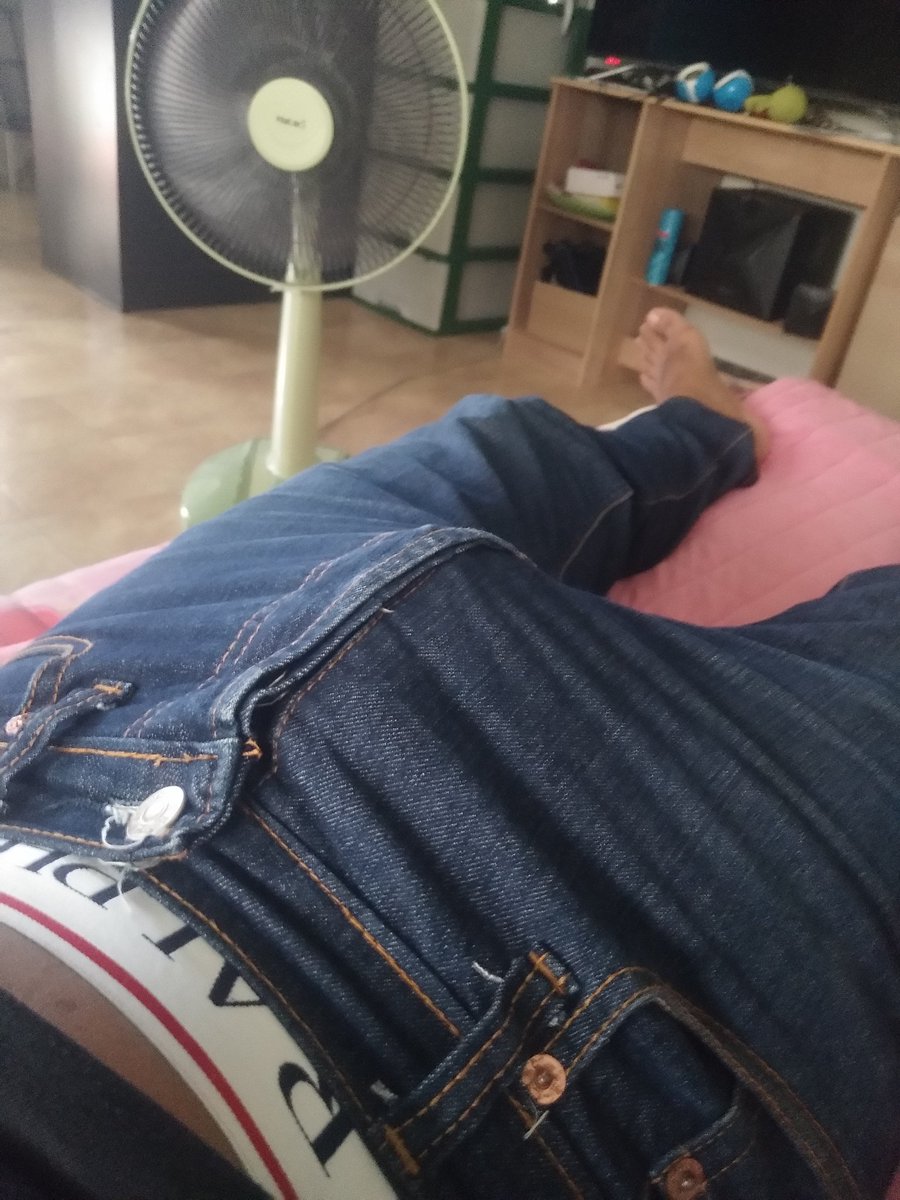 Manbik7's tweet photo. ถ���าเป็น FAN ผมนะ ผมจะนอนให้เป่าไข่ทั้งวัน https://t.co/09sVb6784d