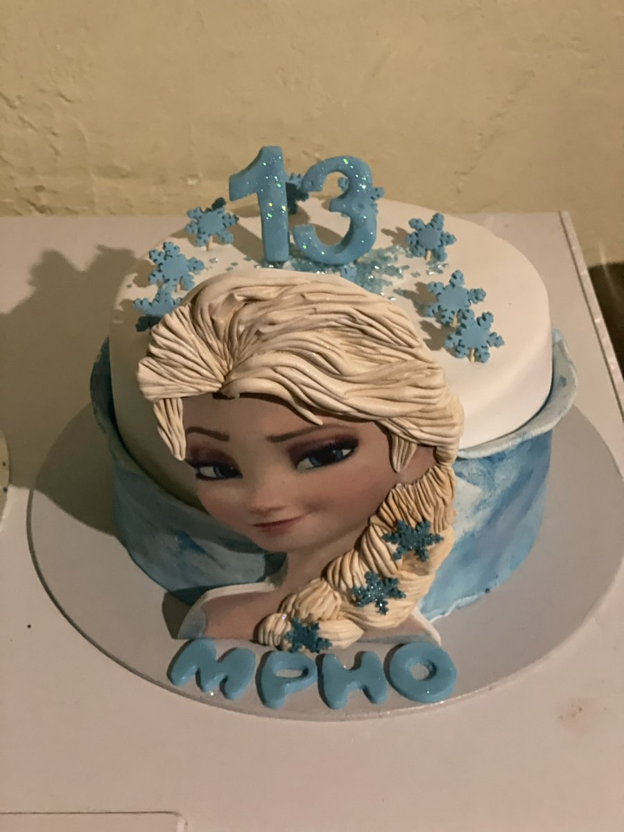 SbuSadiq's tweet photo. May you beauty 

Please follow my IG @/cakes_by_sbu https://t.co/Aa2OHKl4mT