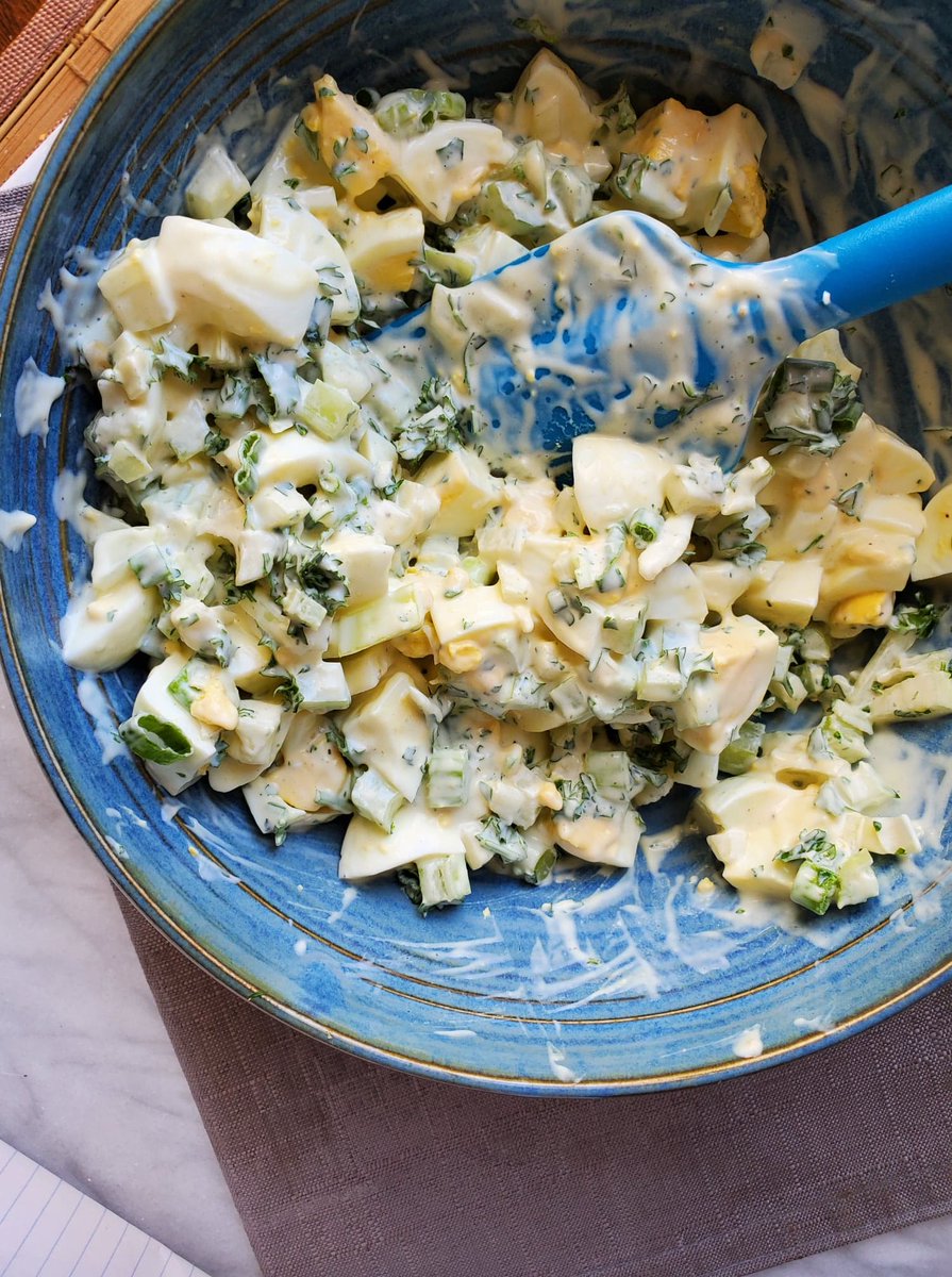 happyveg1986's tweet photo. https://t.co/jM8qfYzYtO
This #eggsalad recipe is my go to. It's easy to add to or easy to enjoy just as it is ;)
#recipe #recipes #vegetarian #vegetarianrecipes #vegetarianblog #vegetarianblogger #vegetarianeats #vegetarianfood #lunch #eggsaladsandwich https://t.co/aUX1VAQCMs