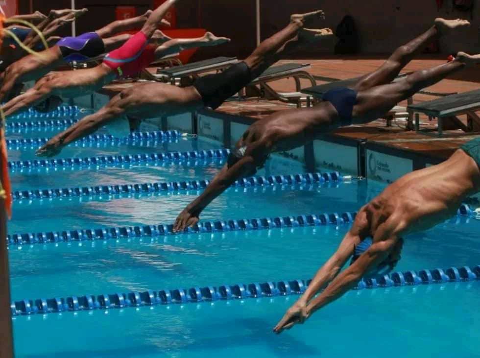 ElZulianoWeb's tweet photo. #29May 250 competidores se reúnen en Caracas por el Campeonato Nacional por Categorías de Natación 
 https://t.co/bfR0zu1IqZ

#FEVEDA #CampeonatoporCategorias #DeporteAcuatico 

Reporta: @victoriaasanz / Pasante UNICA https://t.co/6lH50X0zXH