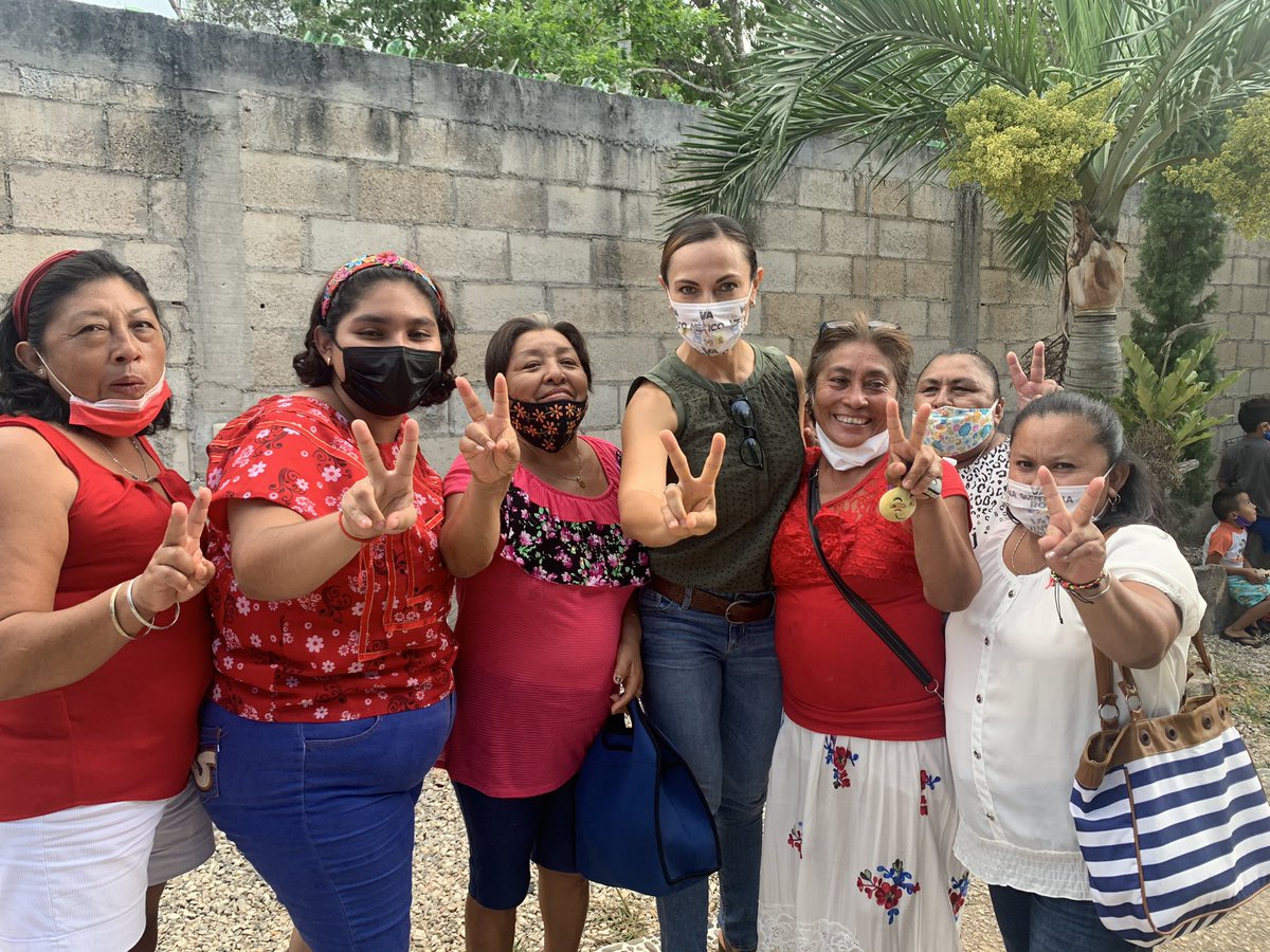 cnopqroo's tweet photo. @VaXMexicoQROO vota 6 de Junio @PaolyPerera y @Josealberto2 @caroviggiano @CandyAyuso @csobrinoargaez @alitomorenoc @MonseArcosV https://t.co/PnUL3ik7eh