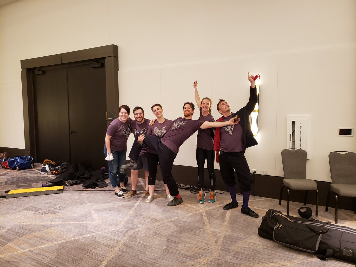 HistWeapGuild's tweet photo. Had a blast at @IKKiCON! So great to be out and sharing swords again. Thanks so much for having us!
#HEMA #SwordFight #FightForFun https://t.co/9CbdqxbwSX
