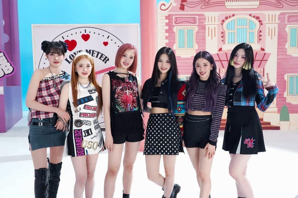 stayc_Colombia's tweet photo. ¡Se cumplen 200 días del debut de STAYC! 

Estamos orgullosos de cada una de ellas, todo el esfuerzo y talento que tienen se reflejan en cada cosa que hacen, Swith siempre estará para apoyarlas en cada momento❤

#스테이씨의_스윗한_200일
#STAYC200DAY https://t.co/vMNDu7bUnO